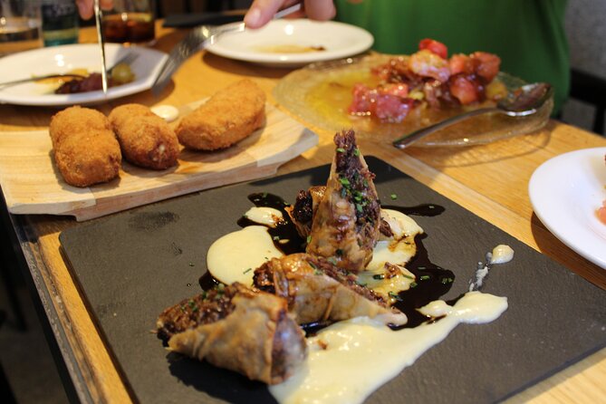 Madrid Food Tour - Tapas Walking Tour - Mercado San Miguel: a quick look at Madrid’s food hall