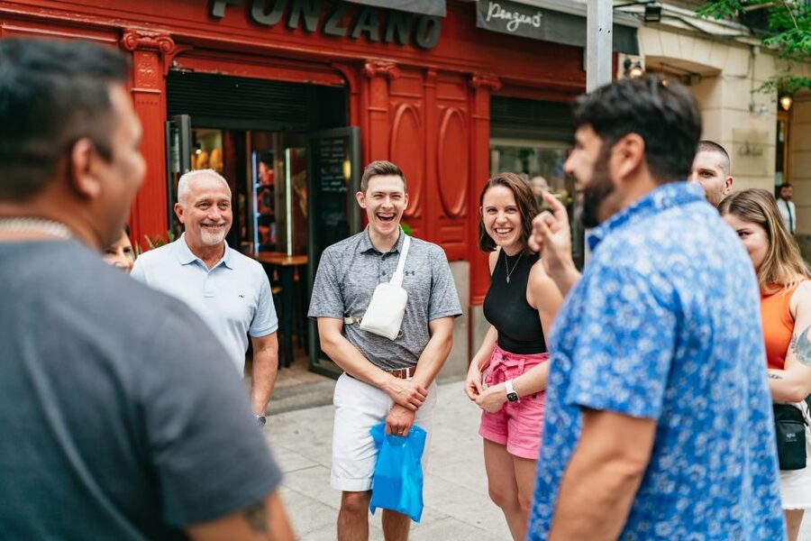 Madrid: Food & Wine Tour with 10 Tapas & 4 Drinks Included - Food, drinks, and dietary expectations