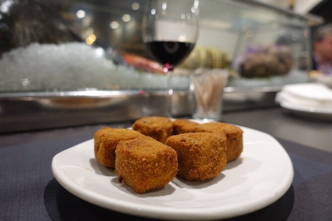 Madrid Gourmet Tapas Small Group Tour - First venue: a strong start outside the tourist center
