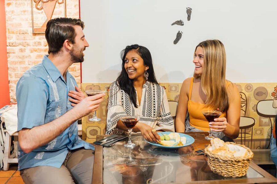 Madrid Guided Food Tour with Tapas and Spanish Wine - Practical tips for a better evening