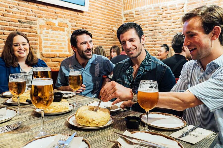 Madrid Guided Food Tour with Tapas and Spanish Wine - Drinks that explain Madrid’s bar culture