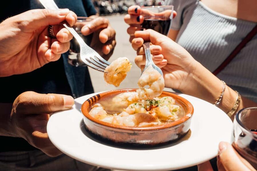 Madrid: Guided Food Tour with Tapas Tastings and Drinks - Why this Madrid food walk works so well