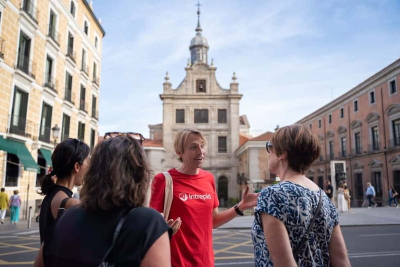 Madrid: Local Tapas, Drinks, and Hidden Gems Walking Tour - Why this Madrid tapas walk works so well
