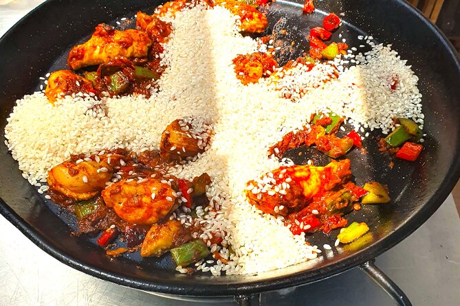 Madrid: Paella & Sangria Classes- Seafood, Chicken & Vegan option - The three-liquor finish and a word about drinking