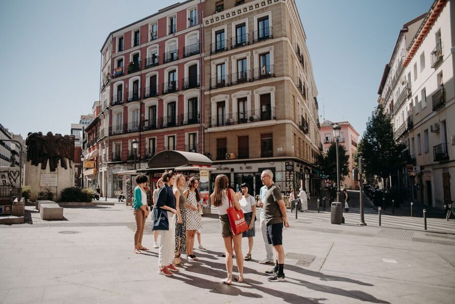 Madrid: Paella & Tapas Cooking Class and Market Visit - The paella lesson is the main event