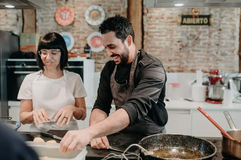 Madrid: Paella & Tapas Cooking Class and Market Visit - Vermouth and a Basque tapa begin the class