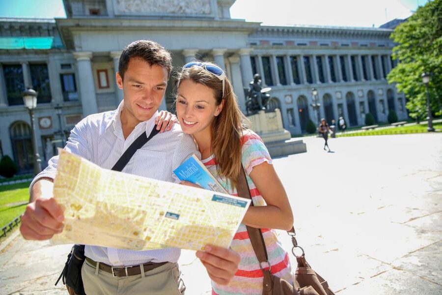 Madrid: Small Group of Prado Museum Tour & Optional Tapas - Entering the Prado without the main ticket wait