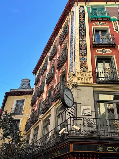 Madrid: Small Group Tour with Tapas & Drinks - Plaza de la Villa and Madrid’s older core