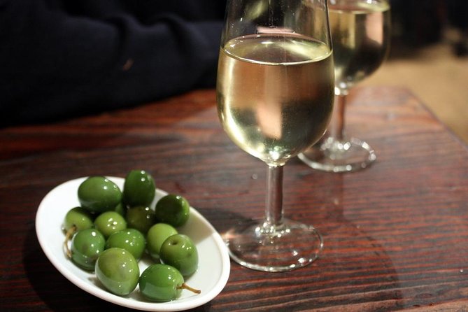 Madrid Tapas Experience Walking Tour - El Abuelo and the garlicky shrimp