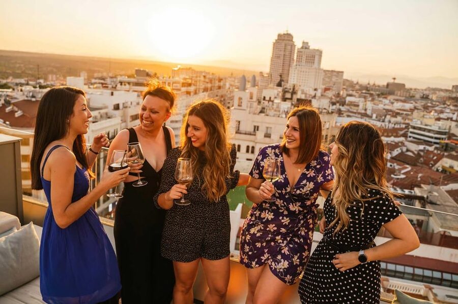 Madrid: Tapas & Wine Tour with Visit to a Rooftop - La Latina: Madrid’s social side