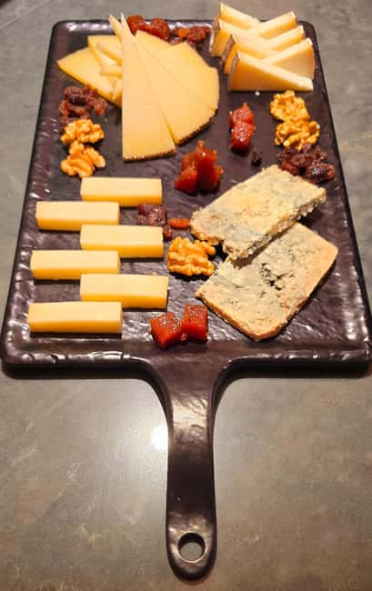 Madrid: Taste typical Spanish tapas, cold cuts, Iberian ham, and wine - The cured meats: from León to Iberian ham