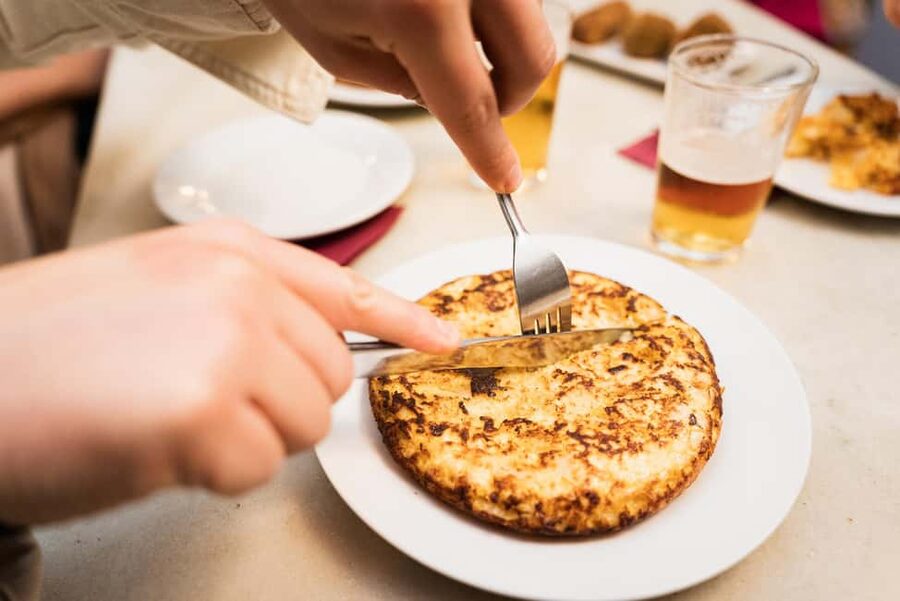 Madrid: The Ultimate Food Tour Tapas & Drinks with a Local - Starting at Plaza de Santa Ana