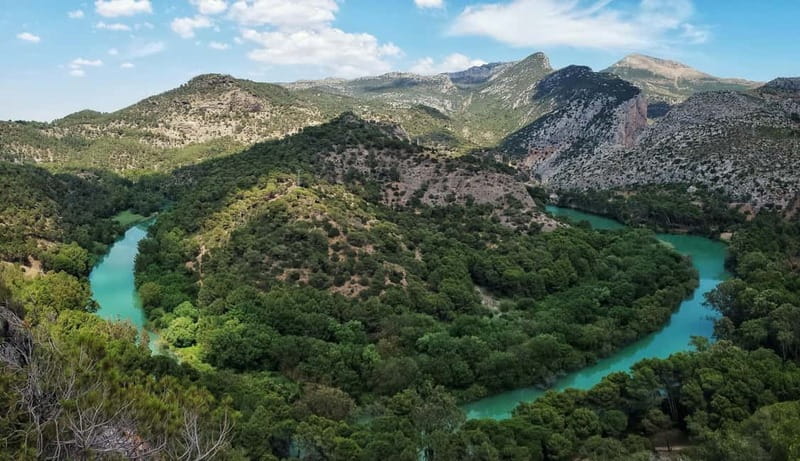 Málaga: Caminito del Rey and Álora Village Tour with Tapas - Álora gives the day a slower opening