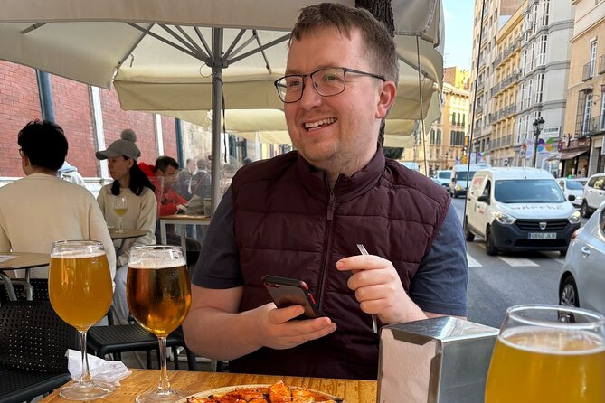 Málaga Center Tapas Tour - What the guide adds to the food