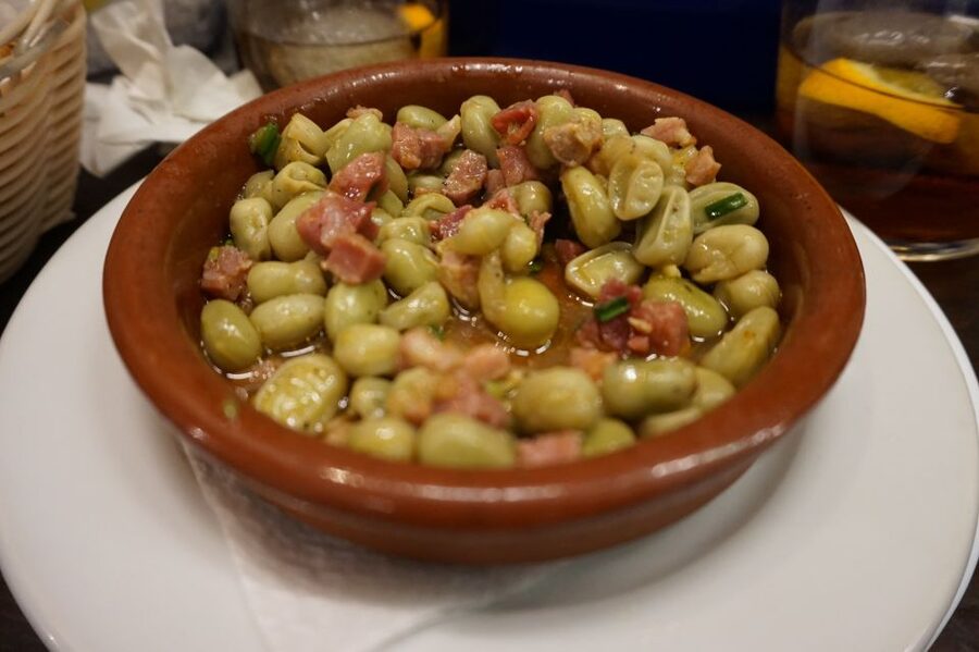 Malaga: Flamenco, Tapas, and Wine Tour - Guide quality makes the difference