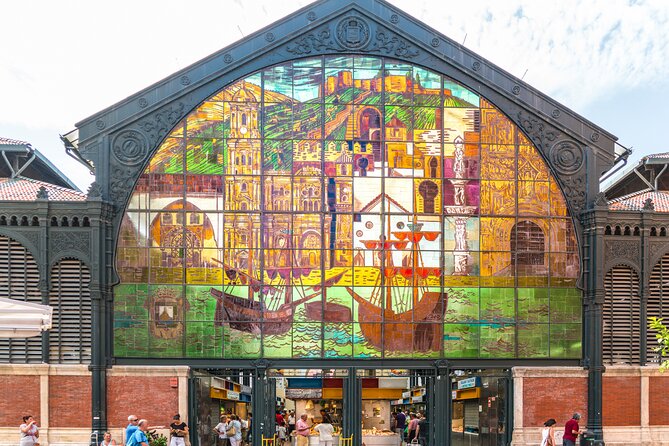 Malaga Food Tour: Tapas, Drinks and Delights with a Local - The sweet finish on Calle Tomás de Cózar
