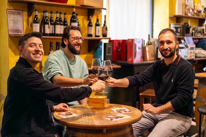 Malaga Food Tour with 12+ Tastings: Tapas, Olive Oil, Ham & More - Why this Málaga food tour works