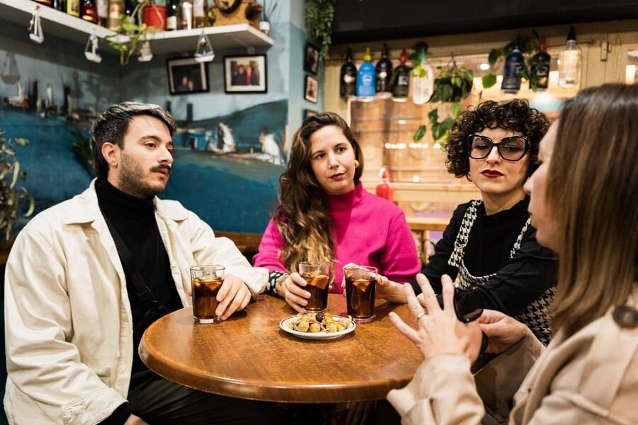 Malaga: Food Tour with Local Guide, Tapas, and Drinks - Starting beside Atarazanas Market