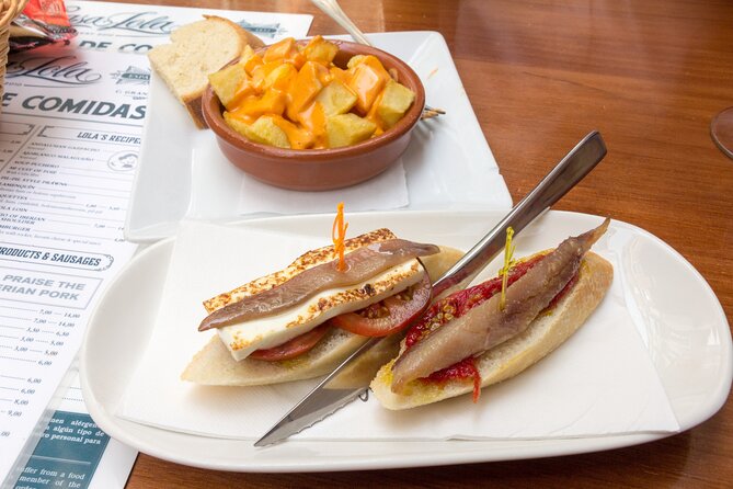 Malaga Market Food Tour: Tapas, Drinks, and Local Flavors - Quick takeaways for planning your Málaga food walk