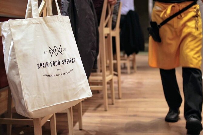 Malaga: The Ultimate Flamenco & Tapas Tour - The second and third bars, from classic to modern