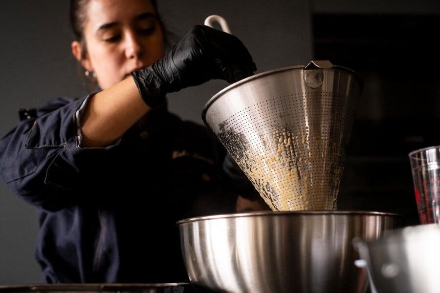 Malaga: The Ultimate Tapas Workshop with Market Visit - Sangría, wine, and the social side of tapas