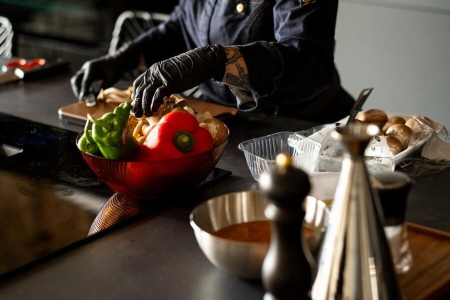Malaga: The Ultimate Tapas Workshop with Market Visit - Is $78 a fair price?