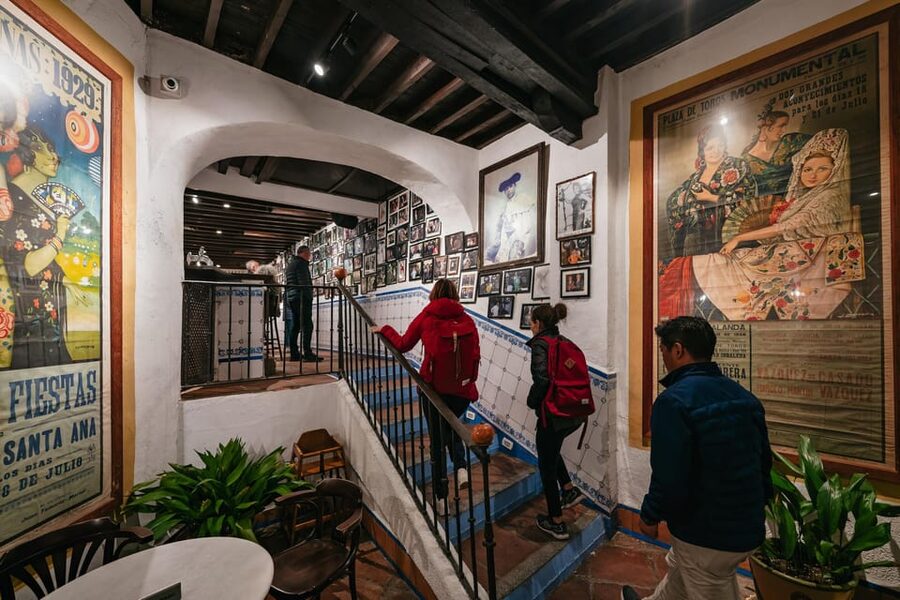 Málaga: Traditional Andalusian Tapas and Wine Tour - Why this Málaga food walk works