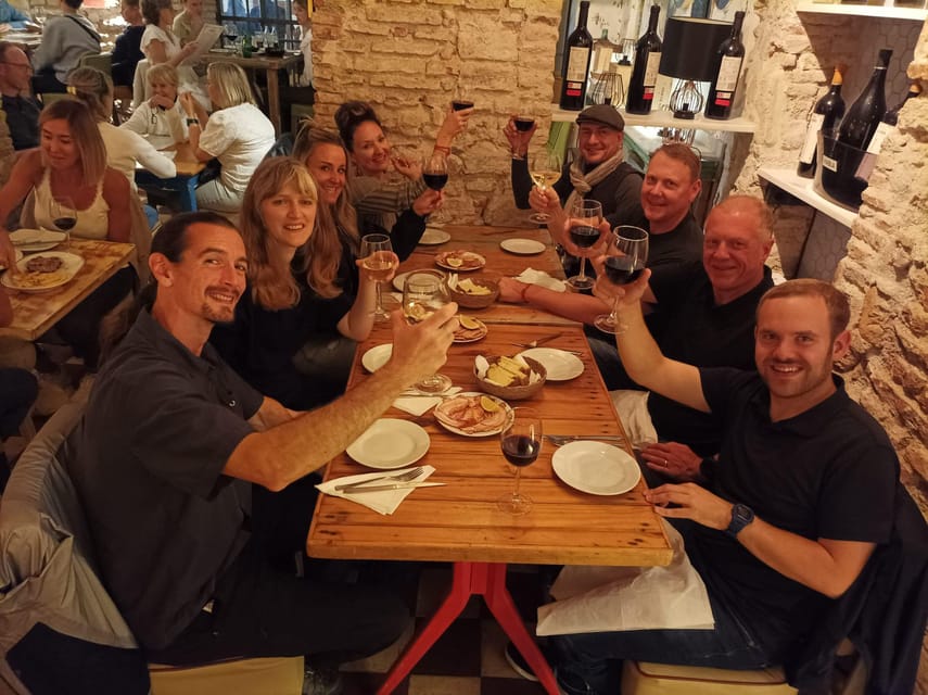 MALAGA: ULTIMATE FLAMENCO & TAPAS TOUR - One hour of flamenco in Malaga