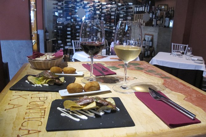 Malaga Wine & Tapas Small Group Guided Tour - The guides make the evening personal