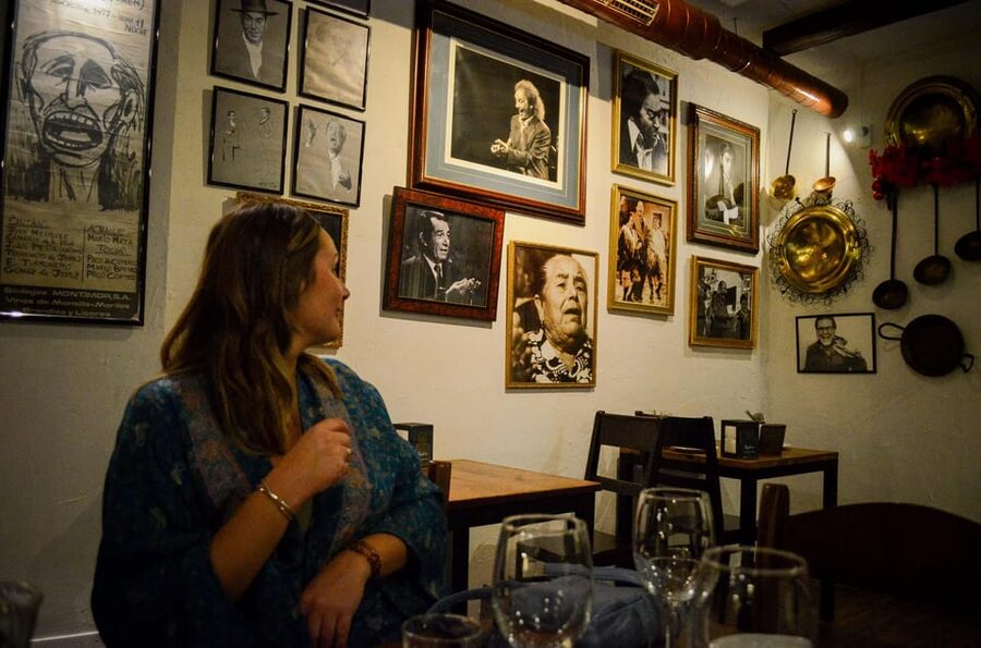 Málaga: Wine & Tapas Tour - Practical timing and group feel