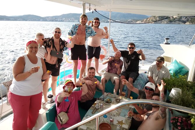 Mallorca Catamaran Small Group Cruise with Tapas 4-hours - Sailing Along Mallorca’s Coast