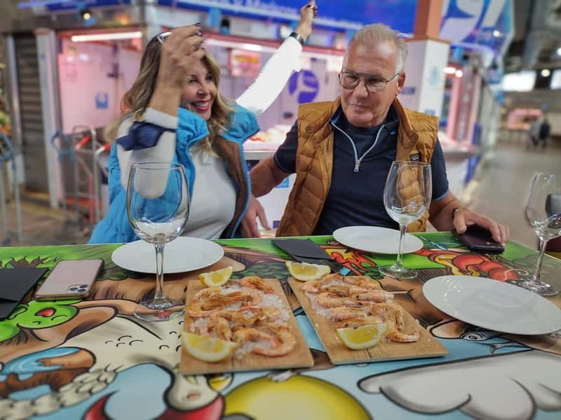 Marbella: Guided Market Tour with Tapas and Wine Pairings - Paco and the catch of the day