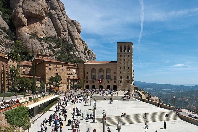 Montserrat Mountain, Wine Tasting & Tapas Lunch - Key points to know before you book