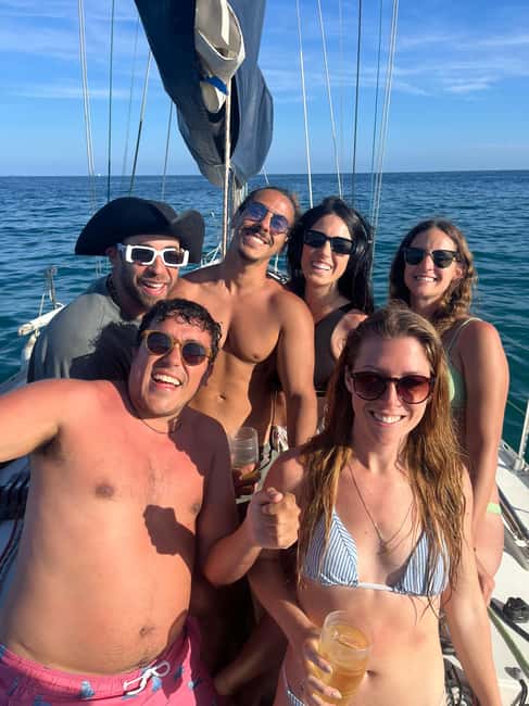 New Sailing / Boat Tour with Free Drinks and Tapas - The open-sea swimming stop