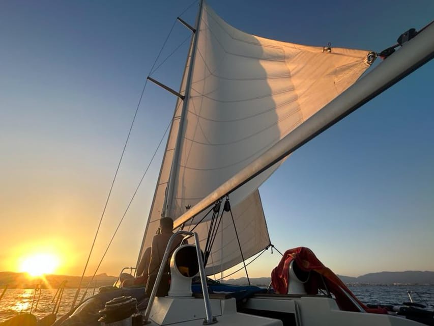 Palma de Mallorca: Sailing Boat Trip with Skipper & Tapas - Tapas, Spanish omelette, and drinks on board
