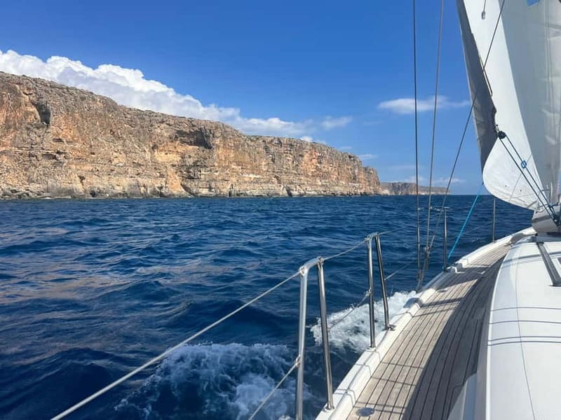 Palma de Mallorca: Sailing Tour with Drinks and Tapas - Who will enjoy this Palma sailing trip?