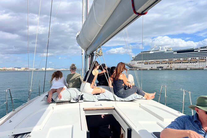Palma de Mallorrca: Sailing tour with drinks, tapas & snorkeling. - Tapas, cava, beer, and the practical value of an all-inclusive boat