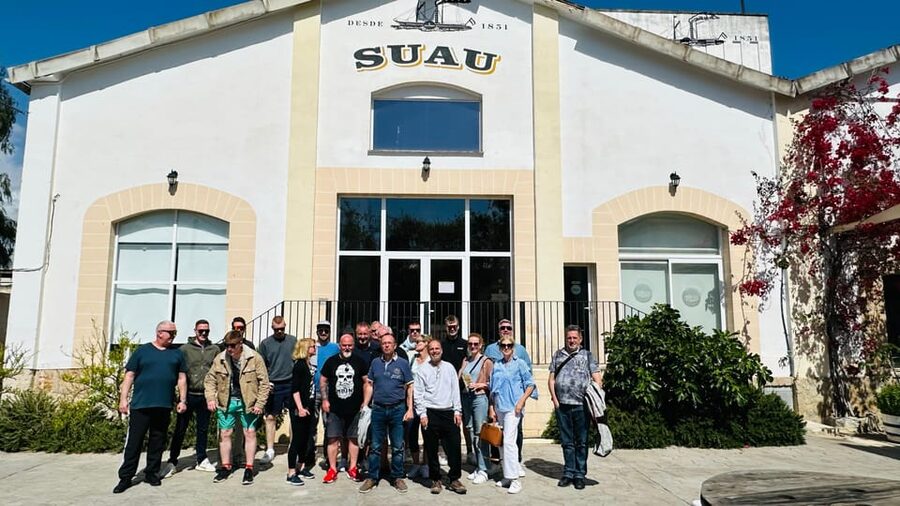 Palma: Distillery Tour with 3 Spirits and Tapas Tasting - Three barrel tastings, from 15 to 50 years