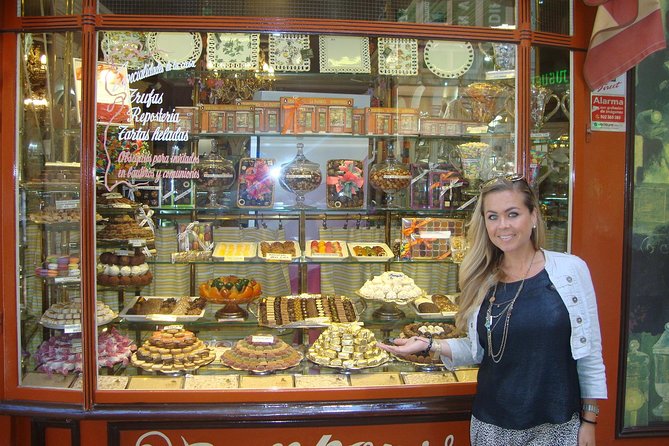 Palma old town tour with Wine & Tapas Tastings - Walking Through Palma’s Historic Center