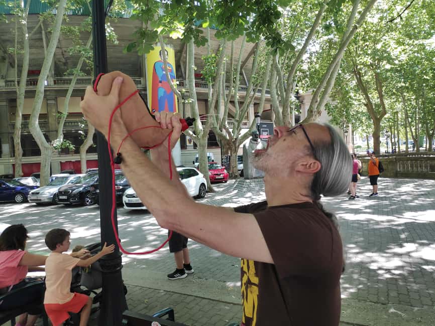 Pamplona: Pintxos Tasting Tour with Local Guide - Who Will Enjoy This Pamplona Food Walk
