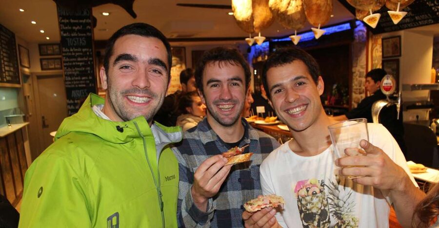 Pintxo tour with D.O wines in Bilbao - What the three-hour pace feels like