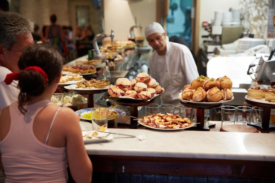 Pintxo tour with D.O wines in Bilbao - Five stops, five different reasons to go
