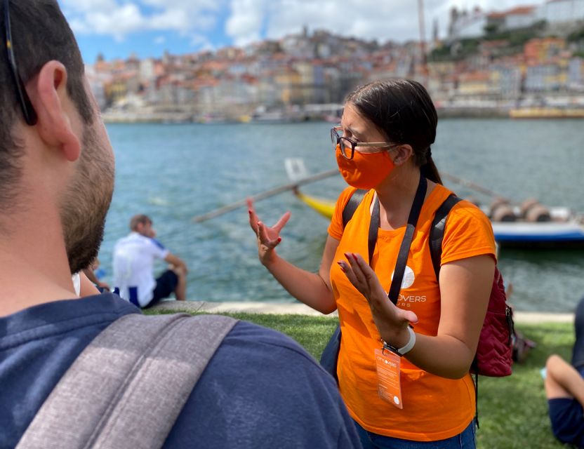 Porto: Wine Tasting with Tapas Walking Tour - A short Douro River introduction