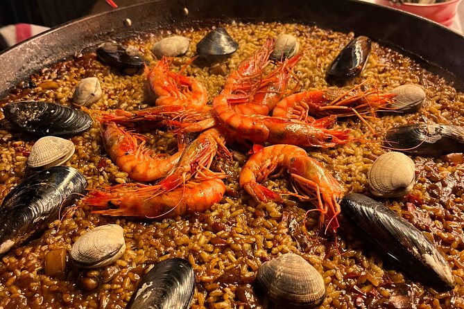 Premium Cooking Class in Designer Loft: Paella & Spanish Tapas - A five-course meal at 12:30
