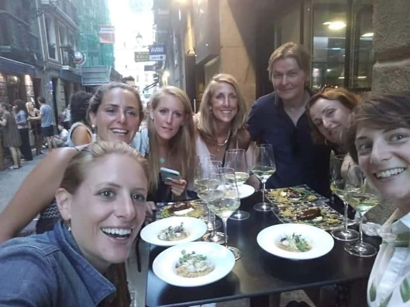 Premium Evening Pintxos Tour in San Sebastian’s Old Town - Why this makes a good first evening in San Sebastian