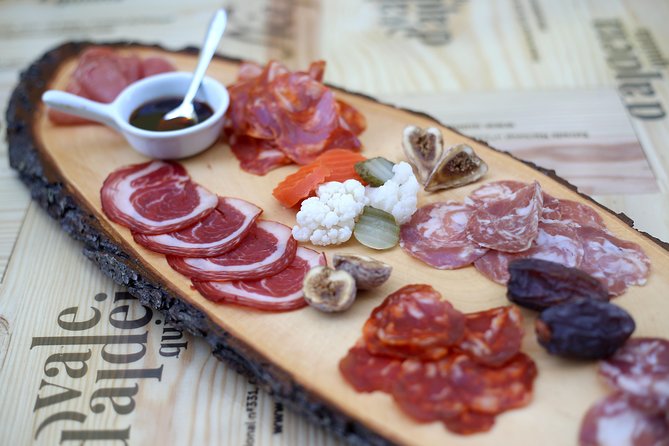 Premium Lisbon Port Wine and Tapas Tasting - Five Ports: white, ruby, and tawny