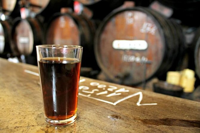 PREMIUM TAPAS TOUR: Tapas, Paella and Winery - A short walk through old Málaga