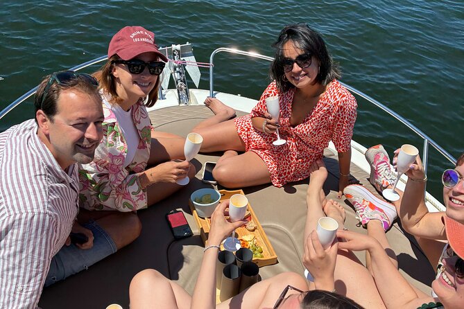 Private 6 Bridges Cruise with Tapas and Port Wine - The best time to book this experience