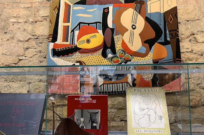 Private Barcelona Art and Tapas Walking Tour with Picasso Museum - What the $156.18 price really covers