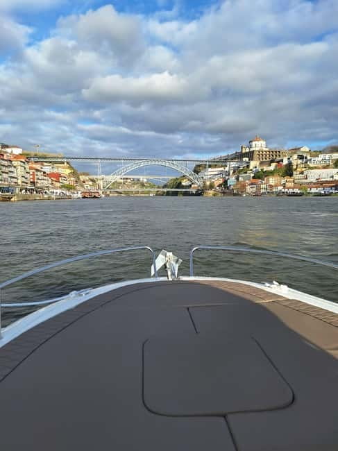 Private Boat Tour in Porto with Portuguese Tapas Option - Why Porto makes sense from the Douro